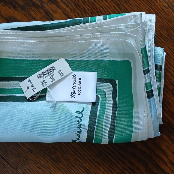 Madewell Silk Bandana Verdant Green - Picture 2 of 3